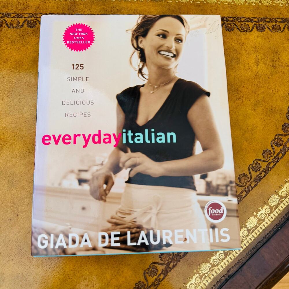 Everyday Italian: 125 Simple Recipes Hardcover Cookbook GIADA DE LAURENTIIS